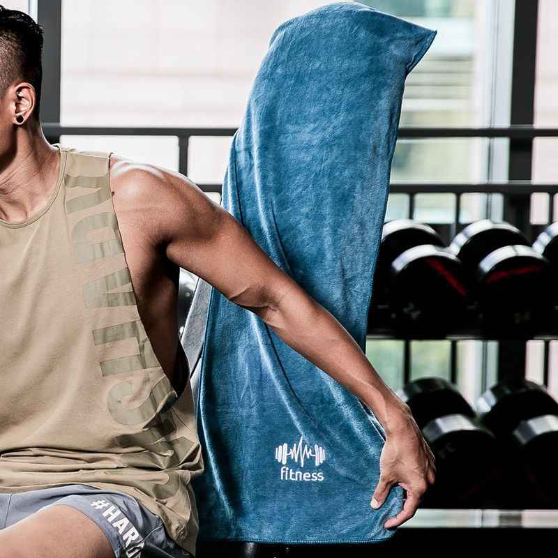 Anti-Slip Hooded Gym Towel - HoldTheGear
